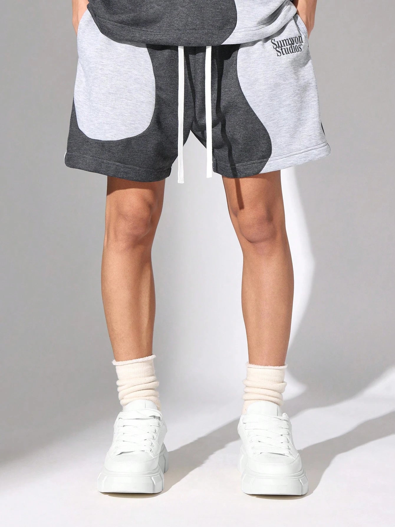 Ensemble short & t-shirt oversize à motifs ondulés