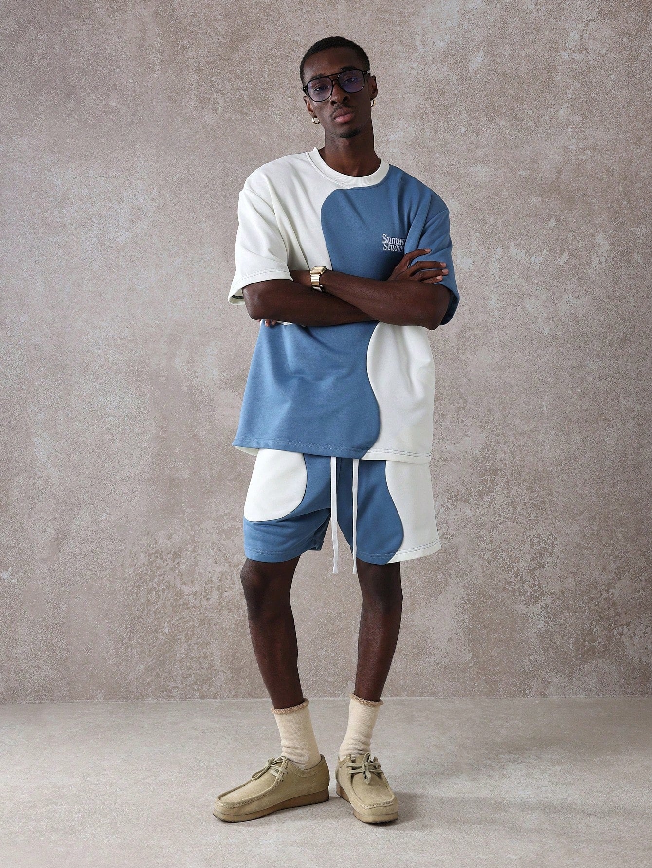 Ensemble short & t-shirt oversize à motifs ondulés